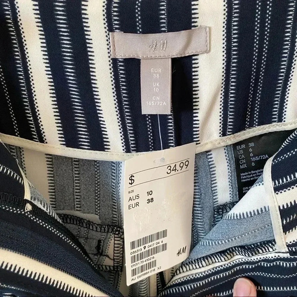 NWT H&M High Waist Navy Striped Wide  Leg Shorts Tie Belt Waist - Picture 9 of 16